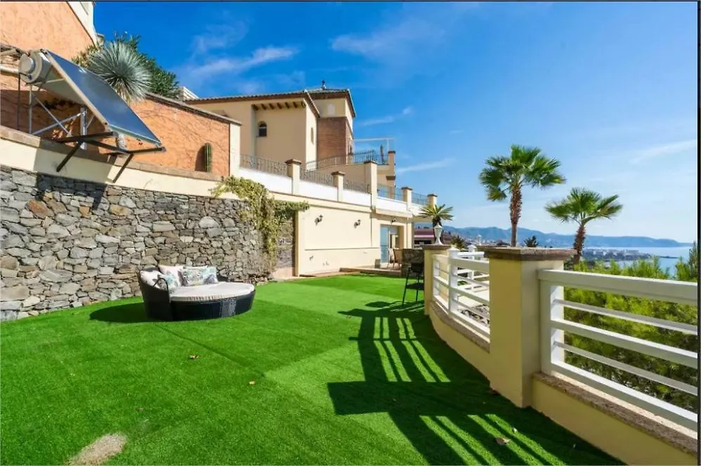 Pizco Handmade Torrox 0*,  Spain